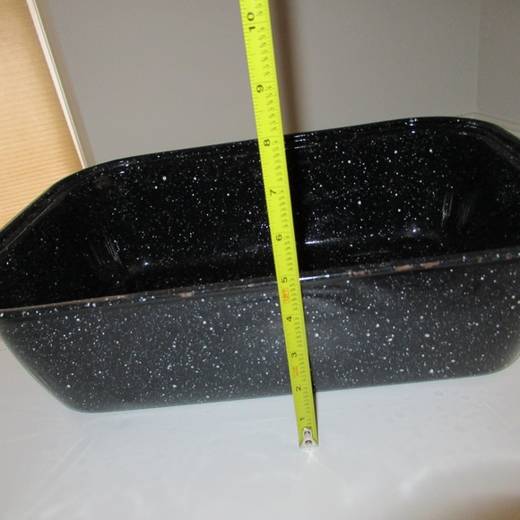 Vintage Speckled enamel roasting Pan - Picture 9 of 11